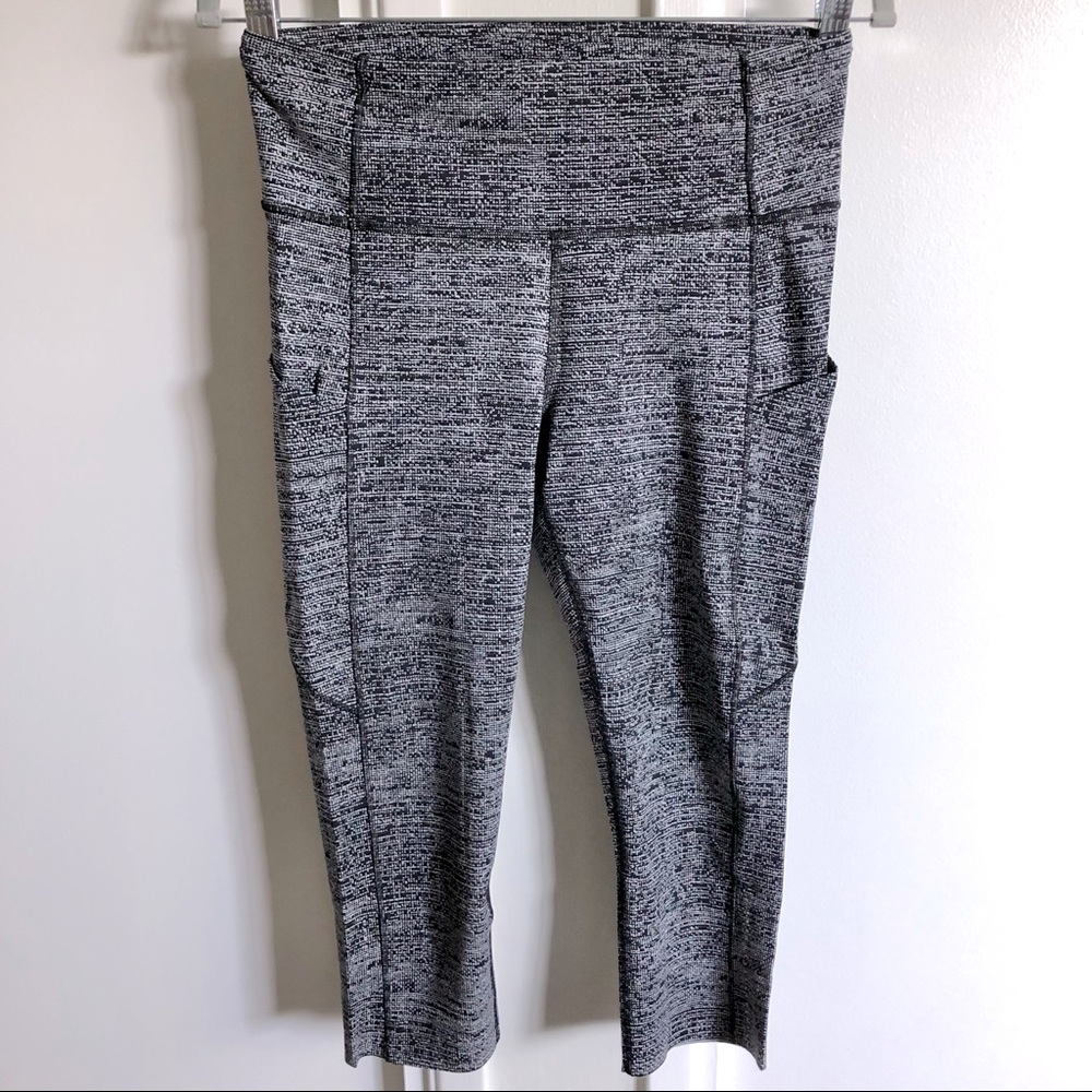 Lululemon Fast & Free Crop II Nulux 19” Salt Alpine White Black